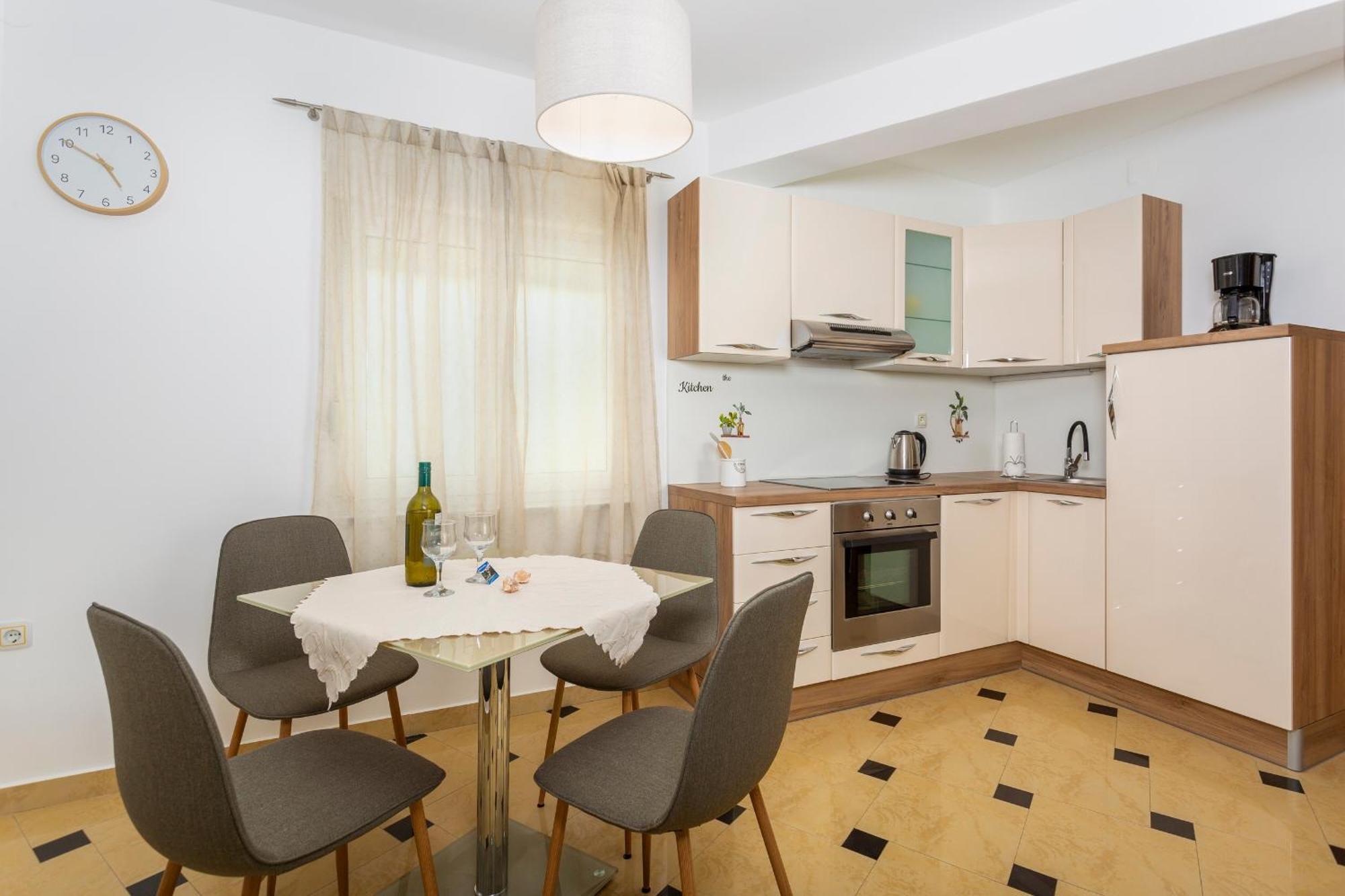 Apartments By The Sea Njivice, Krk - 5295 Exterior foto
