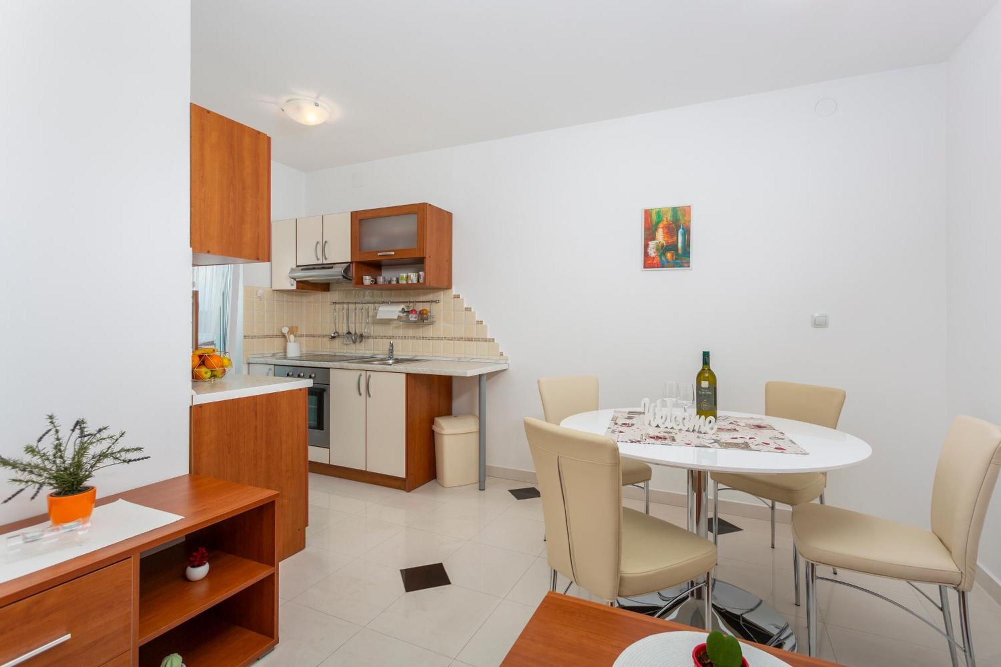 Apartments By The Sea Njivice, Krk - 5295 Exterior foto