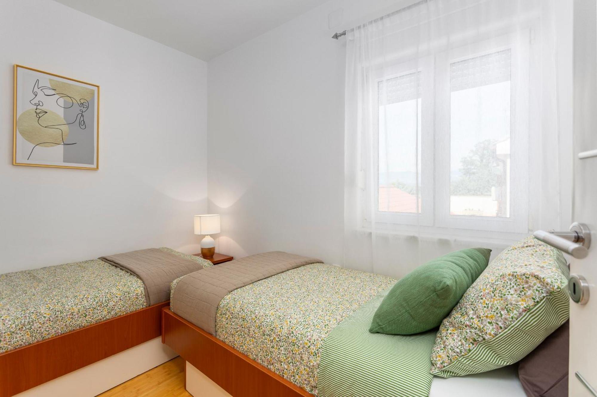 Apartments By The Sea Njivice, Krk - 5295 Exterior foto