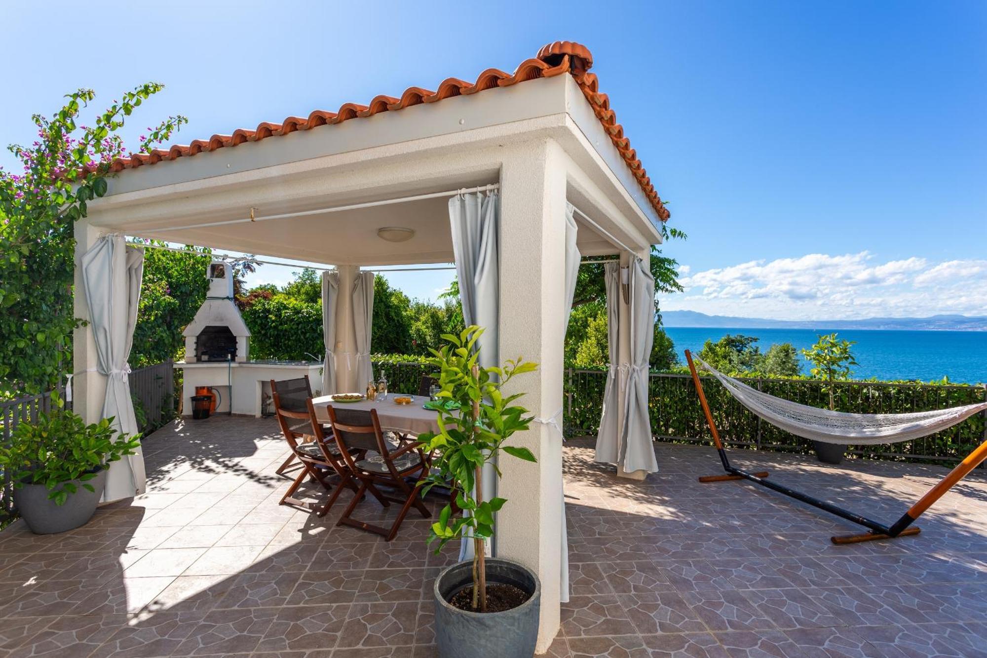 Apartments By The Sea Njivice, Krk - 5295 Exterior foto